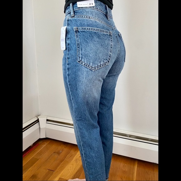 New PacSun Mom Style Jeans - Picture 3 of 11